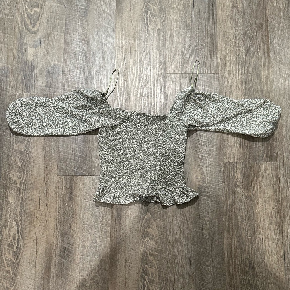 Paper Crane Green and White Floral Blouse